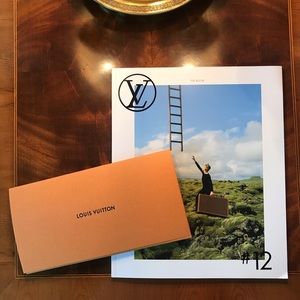 Louis Vuitton envelope & magazine